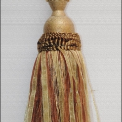 Декоративные кисти La Parisienne art 3838-1  col 9571